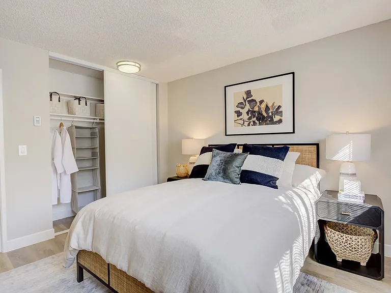 Terra Camarillo — Photo 10