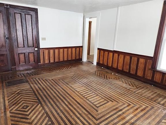 2nd image of 308 S Water St #1