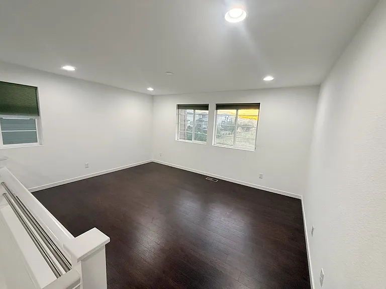 11015 Big Stone Cir — Photo 45