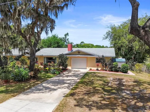 37207 OAK LANE, UMATILLA, FL 32784