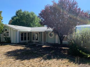 902 Camino Rd, Bloomfield, NM 87413