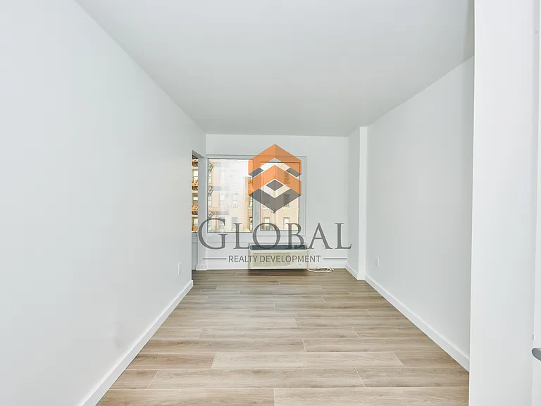 790 Allerton Ave #303 — Photo 11