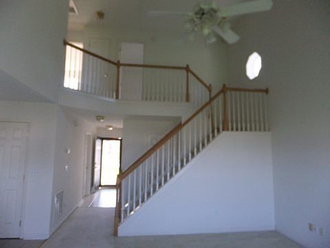 4th image of 3785 Winthrop Dr