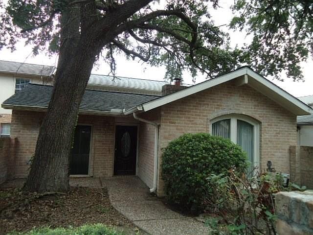 1st image of 4716 N Cashel Cir