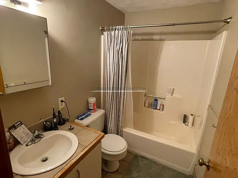 344 Market St #7 — Photo 5