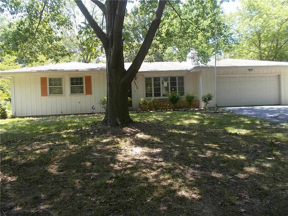 1st image of 2212 N 68th St