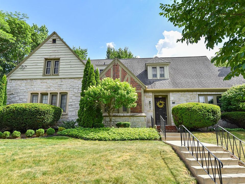 1st image of 8525 Ravenswood CIRCLE