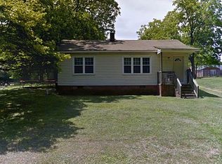 220 E Ohio Ave, Bessemer City, NC 28016