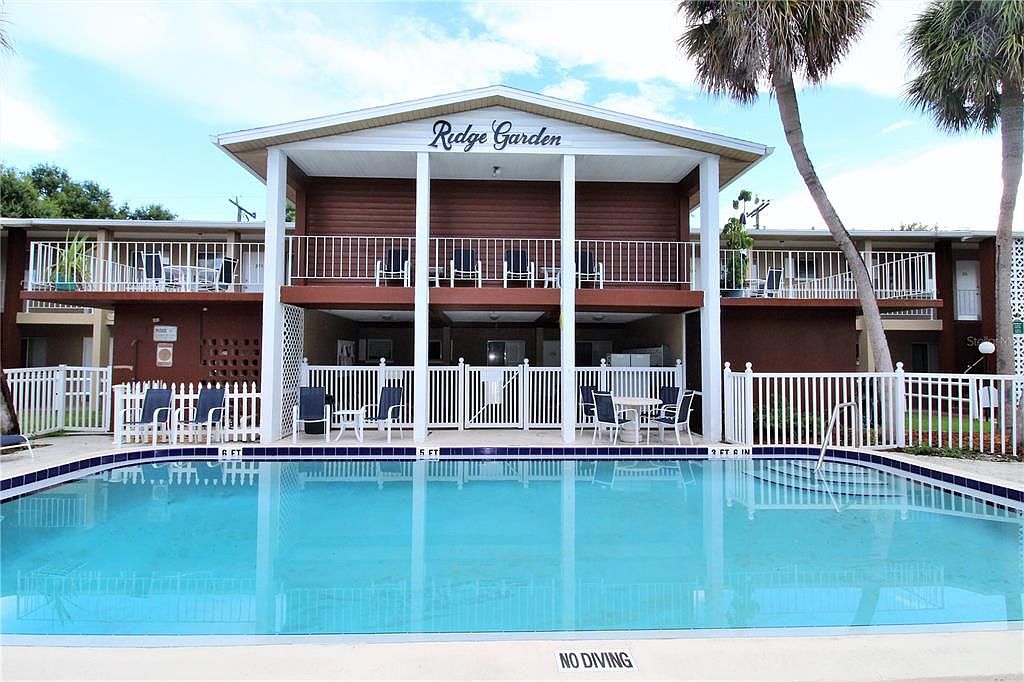 3001 Bee Ridge Rd APT 215, Sarasota, FL 34239 | Zillow
