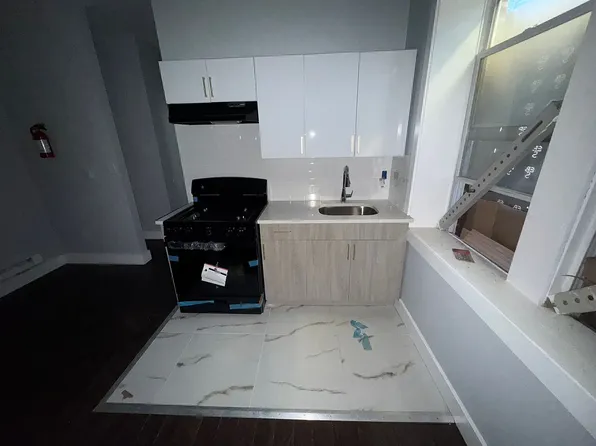 308 Renner Ave #2C, Newark, NJ 07112