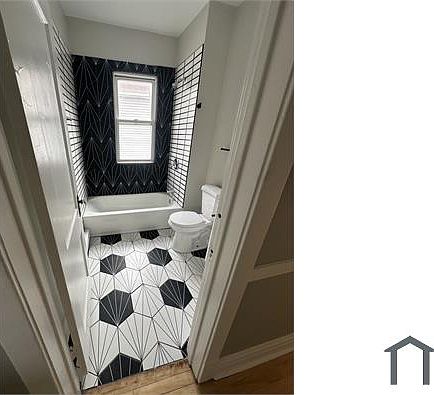 2nd image of 9035 S Greenwood Ave APT 1R