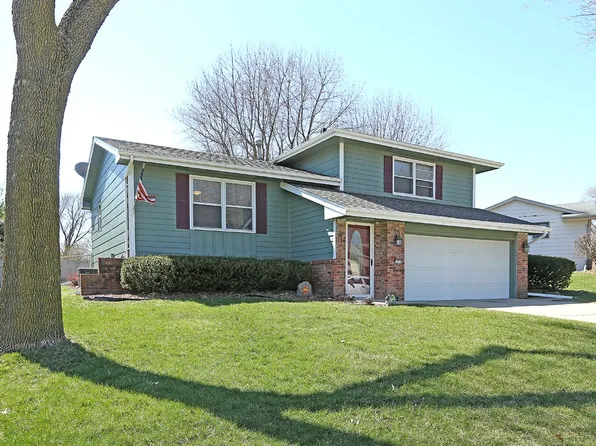 1218 Westside Dr, Polk City, IA 50226