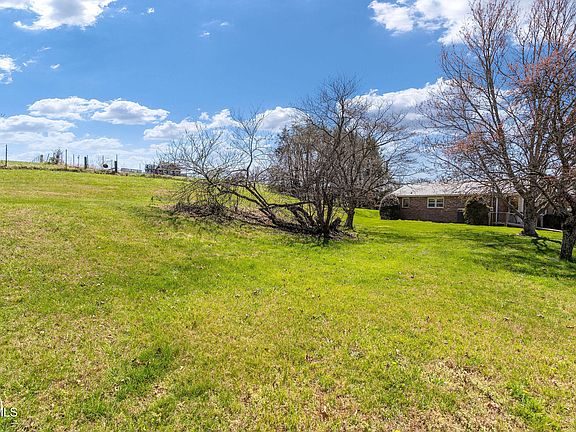 5th image of 431 Bowmantown Rd