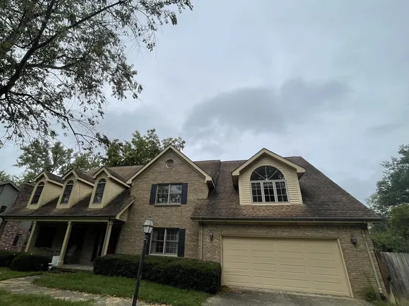 7737 S Nantucket Woods Ct, Terre Haute, IN 47802