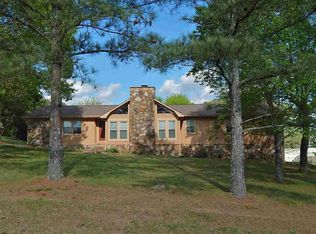 465 Rush Cir, Guntersville, AL 35976