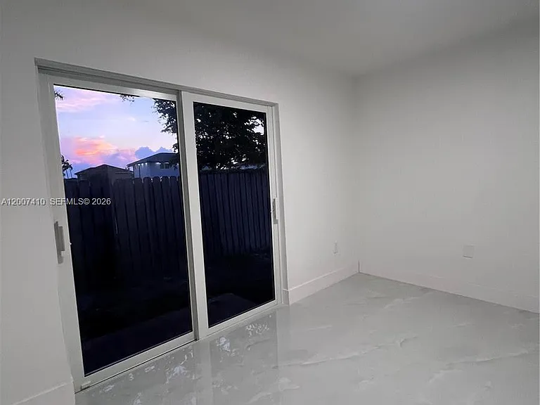 10058 SW 156th Ct — Photo 9