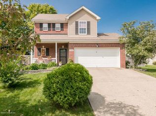 7018 Hollow Oaks Dr, Louisville, KY 40291