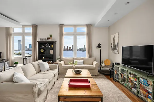 Sold by Compass | media 12