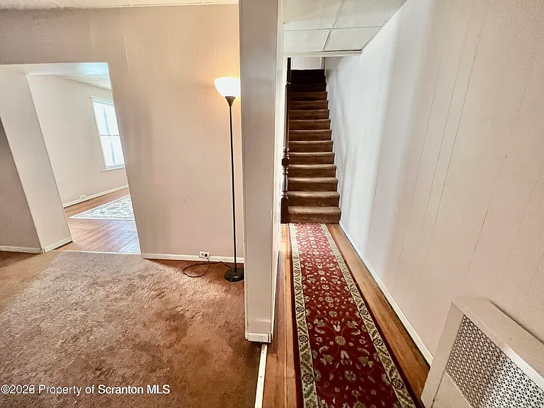 608 Taylor Ave — Photo 6