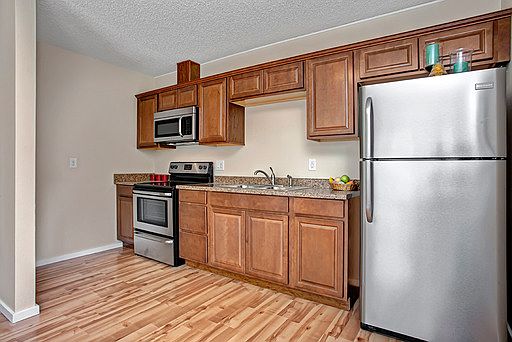 3rd image of 38280 SE Fir St #B