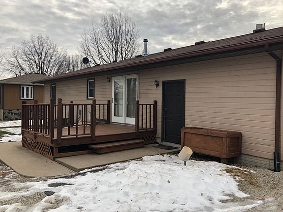 5th image of 1105 9th Ave W