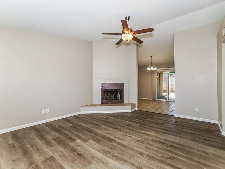 1417 E Irwin Ave — Photo 3