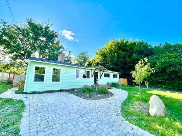 17606 33rd Pl W, Lynnwood, WA 98037