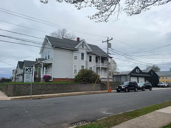 620 E Main St, New Britain, CT 06051