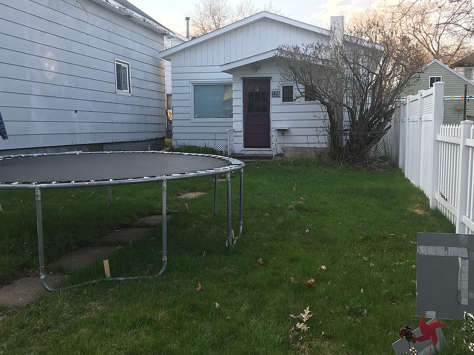 2nd image of 326 3rd Ave