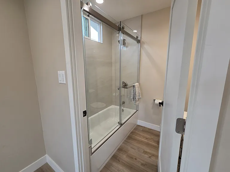 3421 Whiteside St — Photo 12
