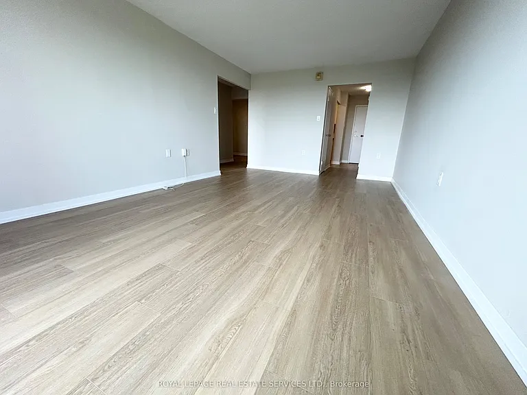 82 Millside Dr #1005 — Photo 9