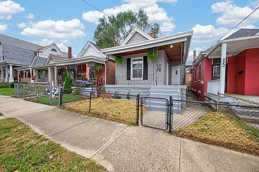 5th image of 418 Delmar Pl