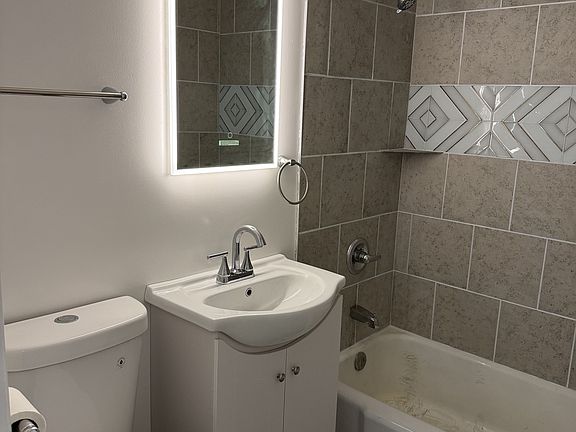 5th image of 13838 Indiana Ave #2B
