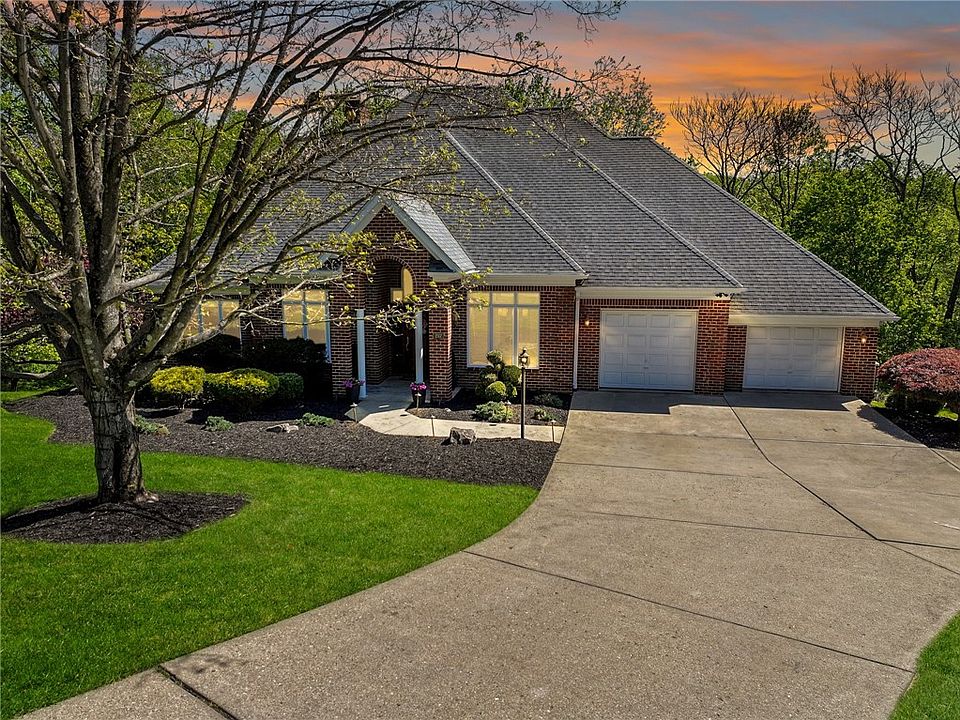 1st image of 217 Pine Grove Ct
