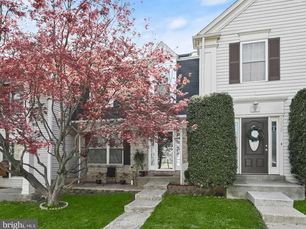 19528 Taverney Dr, Gaithersburg, MD 20879