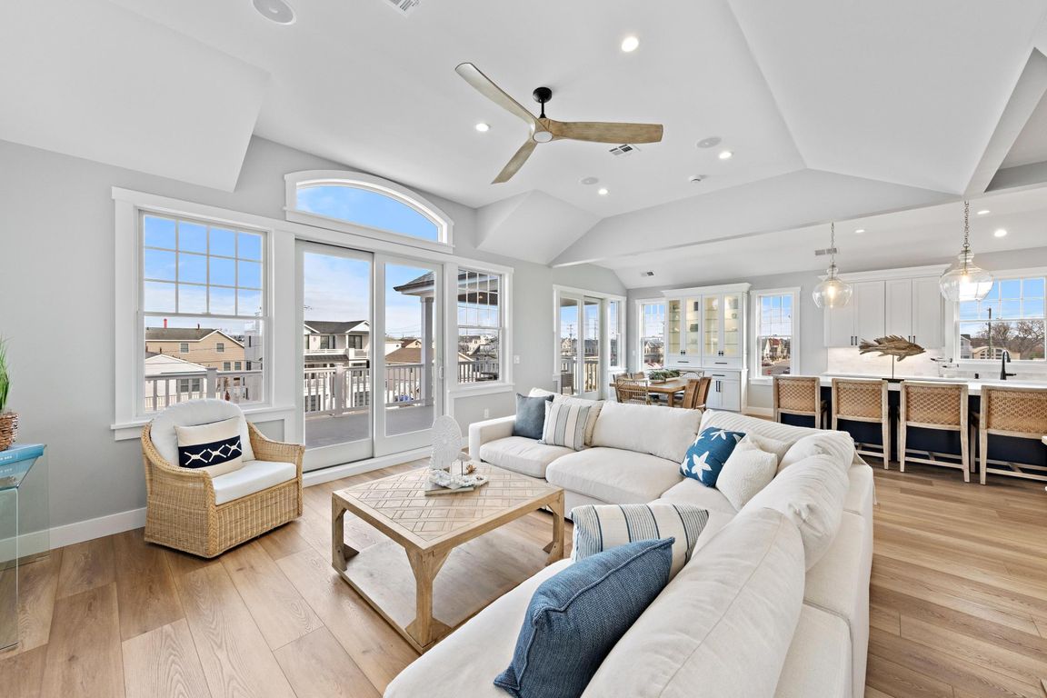 next background image