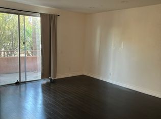 2010 S Beverly Glen Blvd Unit 101, Los Angeles, CA 90025