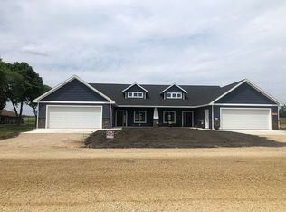 308 NW Lincoln St, Adams, MN 55909