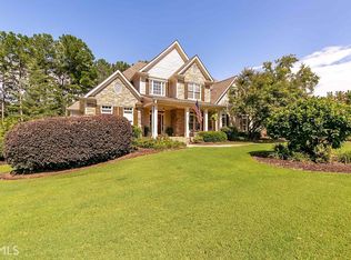 307 Golf Crest Dr, Acworth, GA 30101