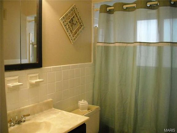 5th image of 115 Pompano Ln