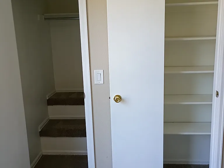 1251 Mercury Dr — Photo 9