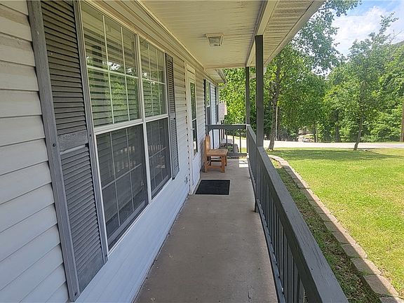 2nd image of 5 White Parish Ln