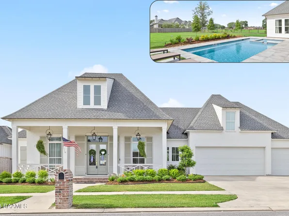 211 Kingfisher Dr, Lafayette, LA 70508