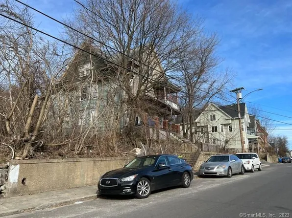 89 Easton Avenue, Waterbury, CT 06704