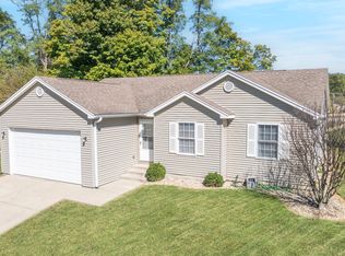 16 Daimler Ct, Batesville, IN 47006