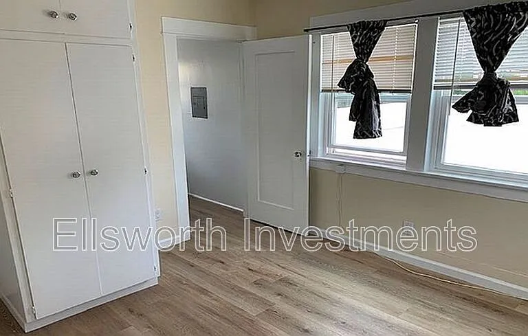 3507 Park Blvd — Photo 3