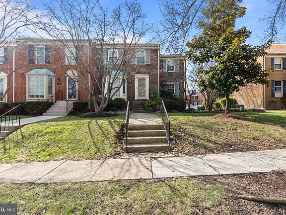 2nd image of 1472 Bay Green Dr #143