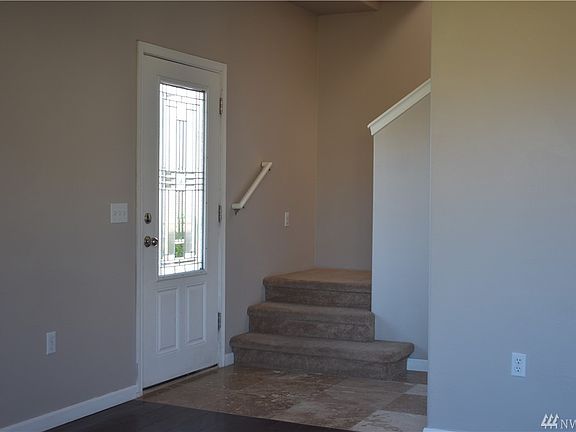 2nd image of 507 Oakwood Dr