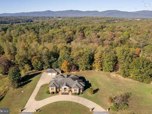 177 Hatcher Dr, Front Royal, VA 22630