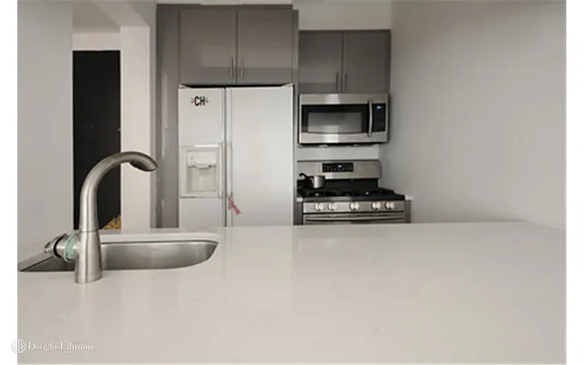 Rented by Douglas Elliman | media 5
